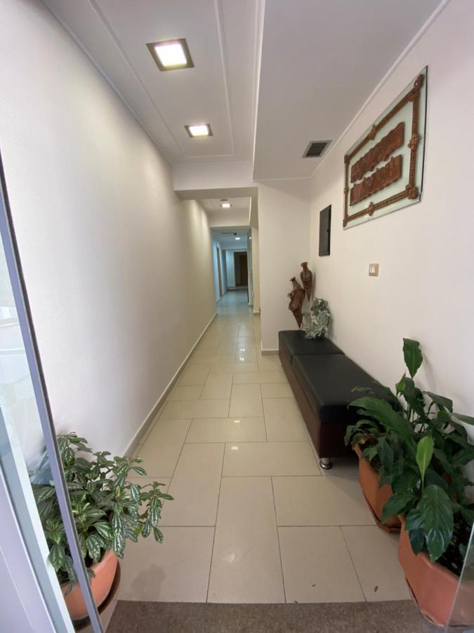 Hotel Piemonte Tirana Buitenkant foto